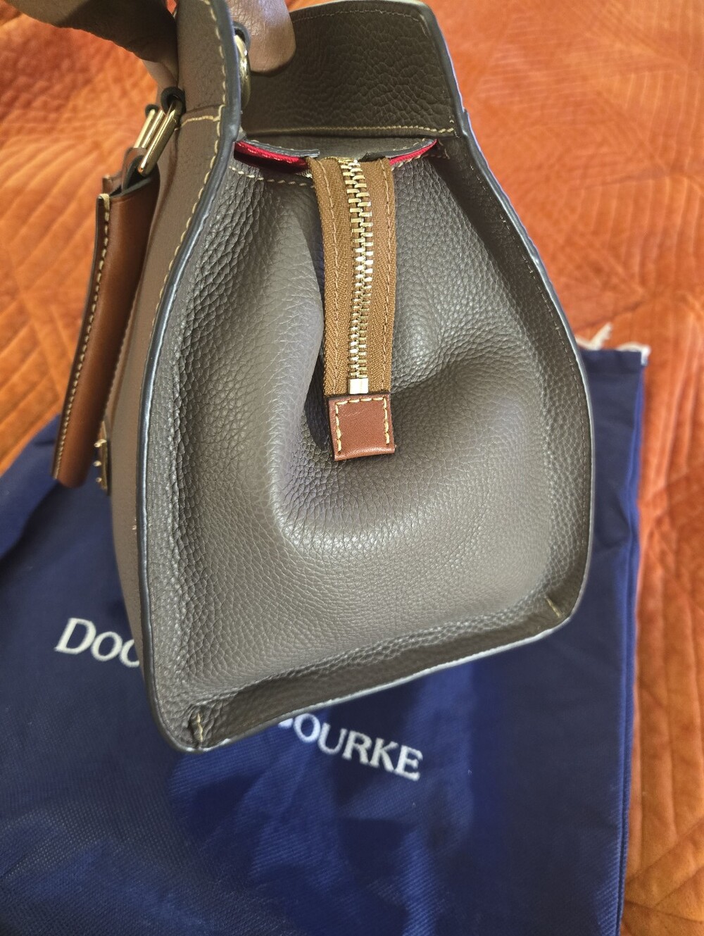 DOONEY AND BOURKE BLAIR -ELEPHANT 12.5X10X6 - Picture 5 of 13